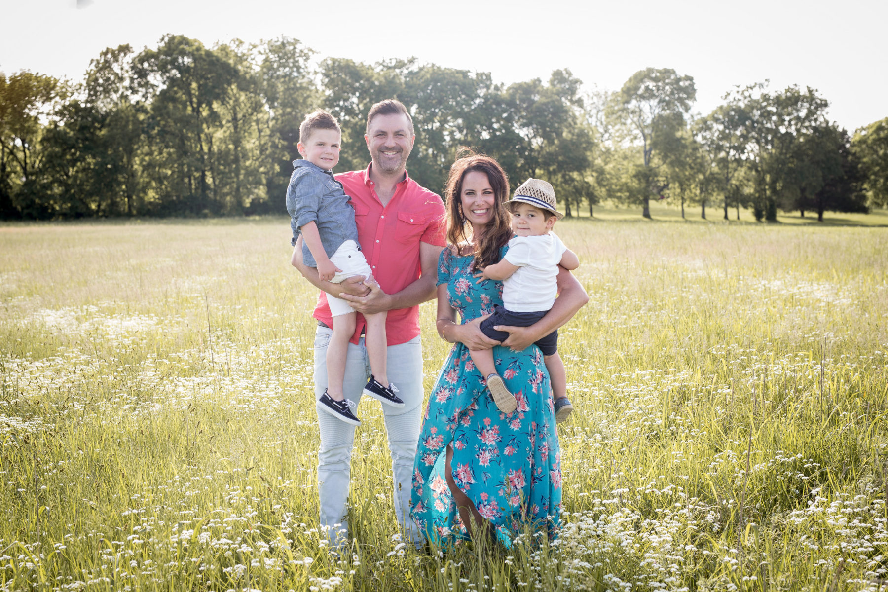 Mini Family Photo Session by Becka Edmonson Photography featured on Nashville Bride Guide!