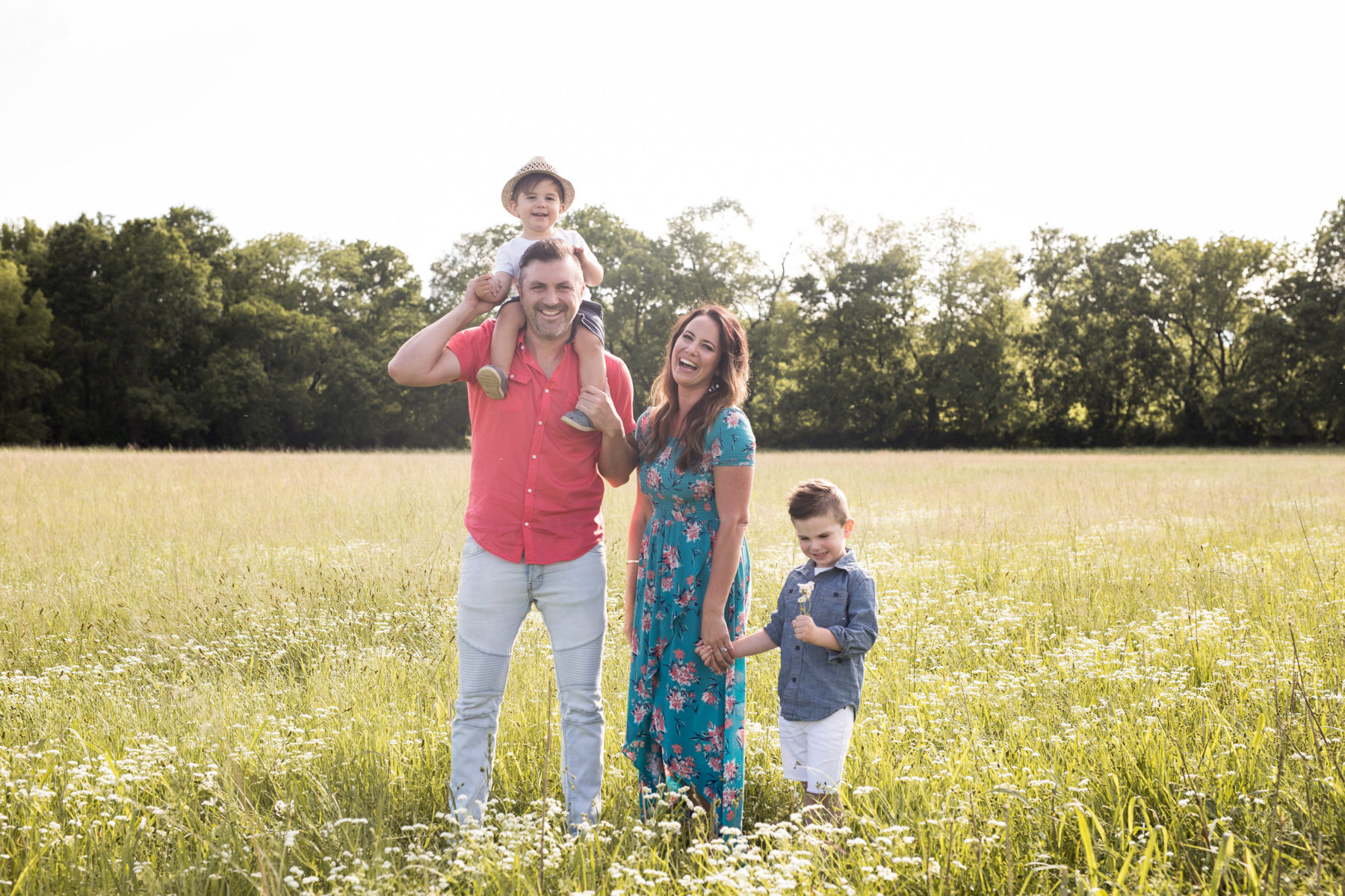 Mini Family Photo Session by Becka Edmonson Photography featured on Nashville Bride Guide!