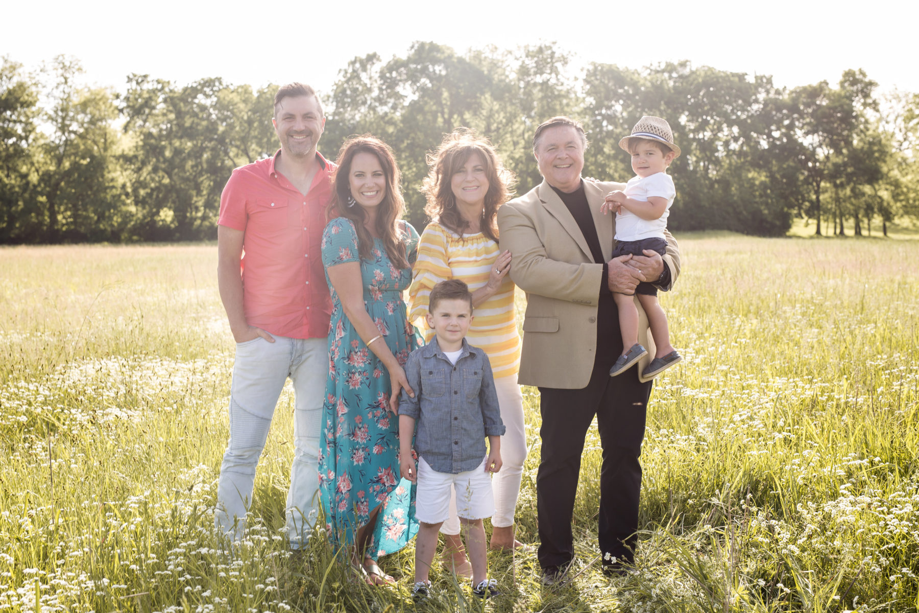 Mini Family Photo Session featured on Nashville Bride Guide