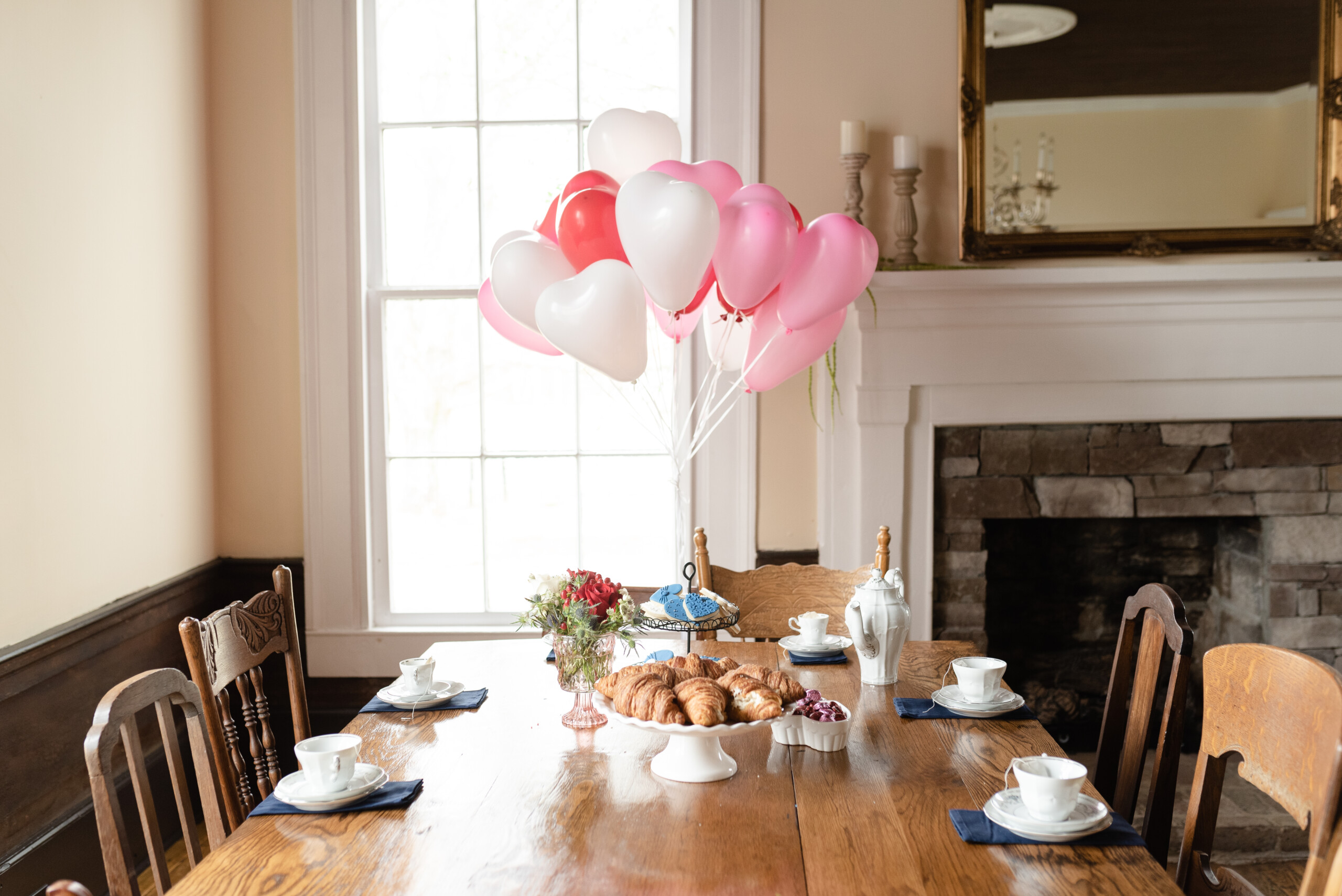 Generational Valentine’s Day Styled Shoot by Dolly DeLong Photography