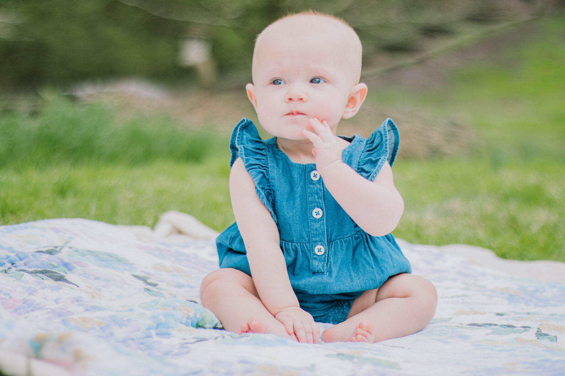 Spring Photo Session by Haley Mantlo Photography featured on Nashville Baby Guide