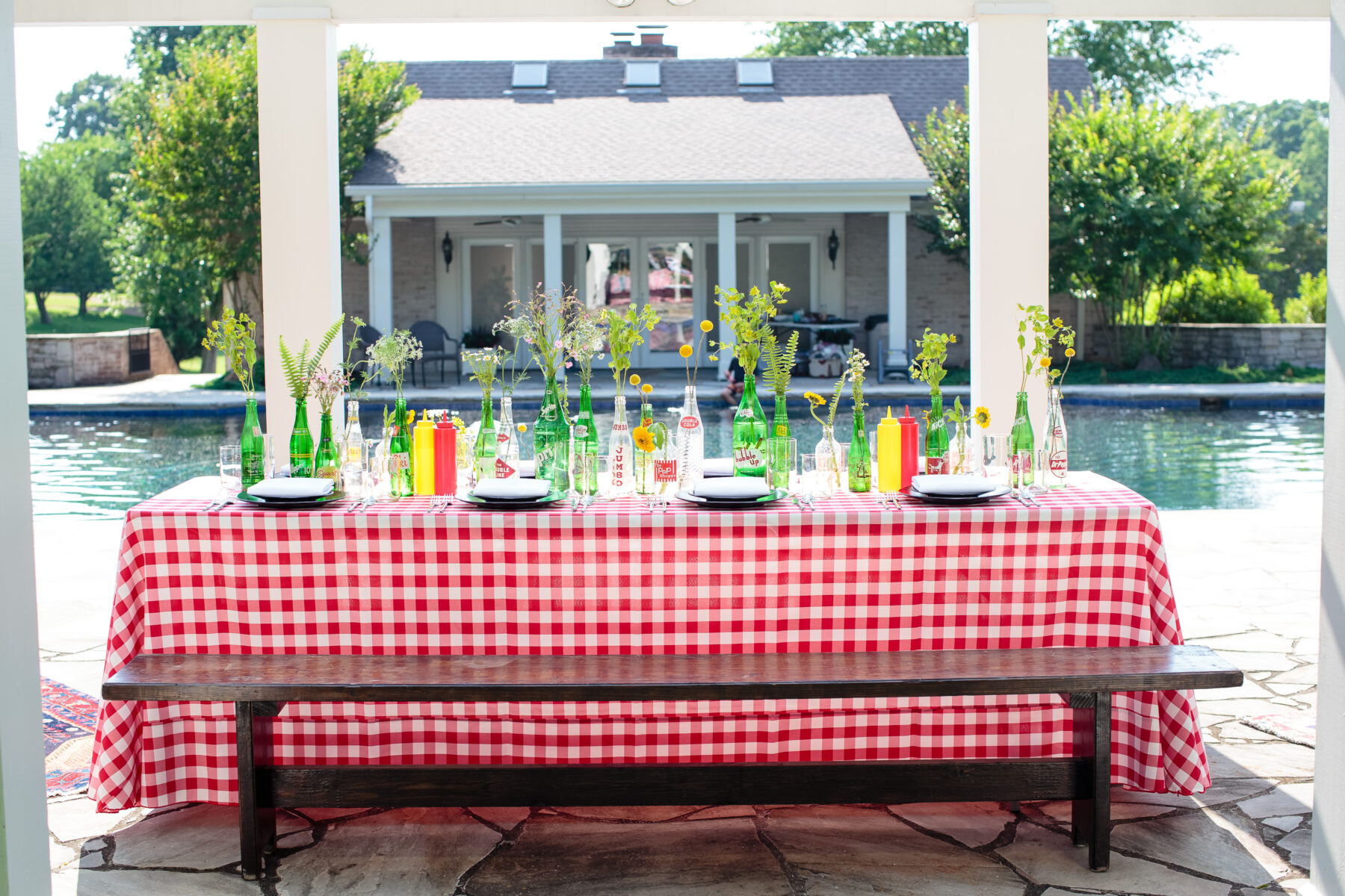 Father's Day Backyard Party Ideas from Southern Events featured on Nashville Baby Guide