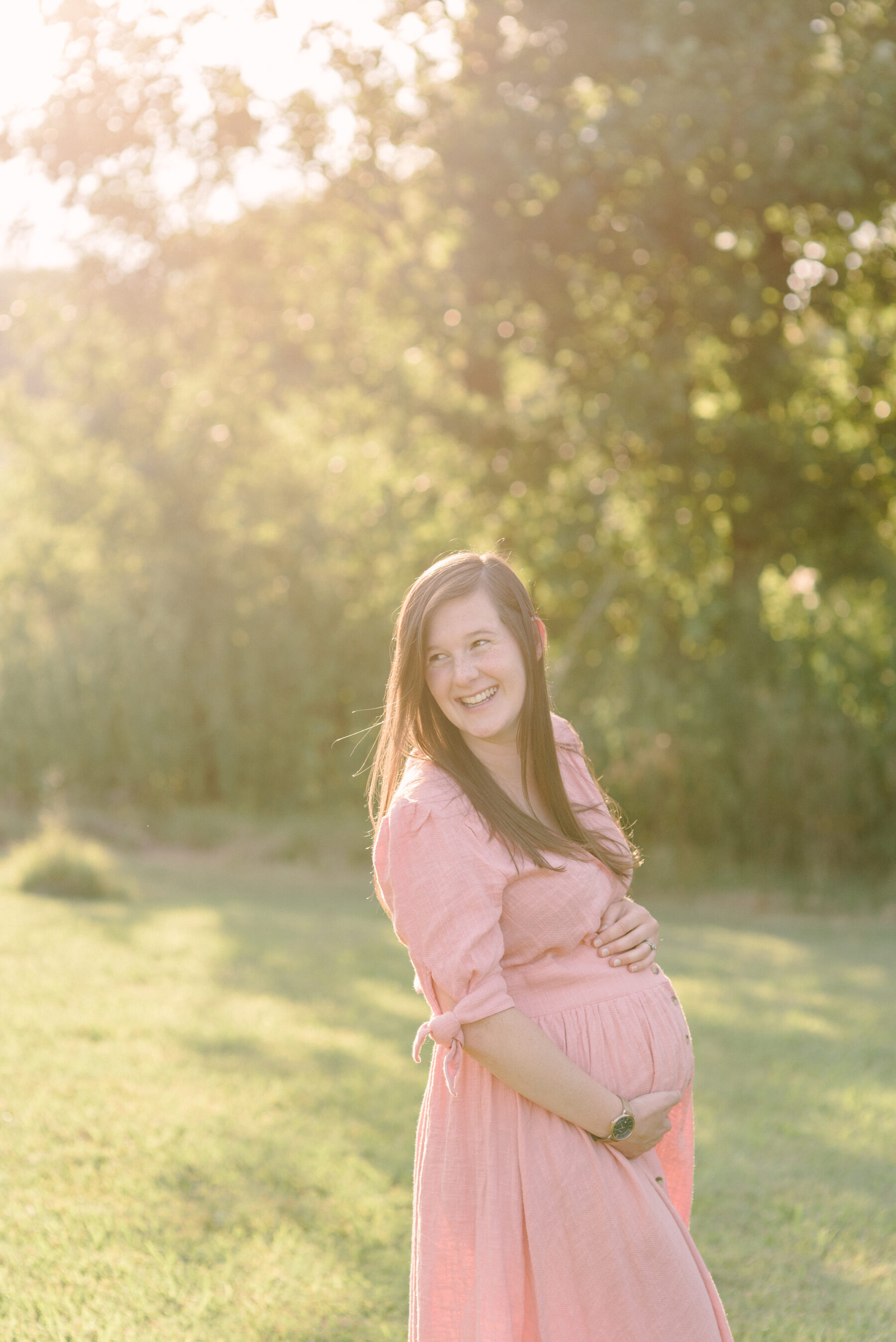 Lindsey Brown Photography's Light and Airy Nashville Maternity Session