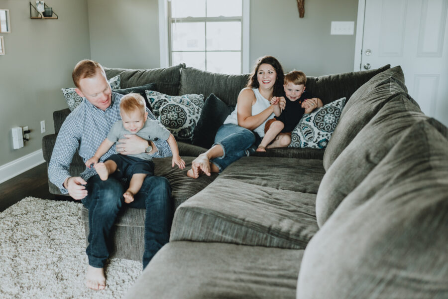 In-home family session by Five Pence Photography | Nashville Baby Guide