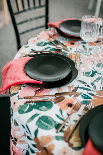 Floral Printed Table Linens