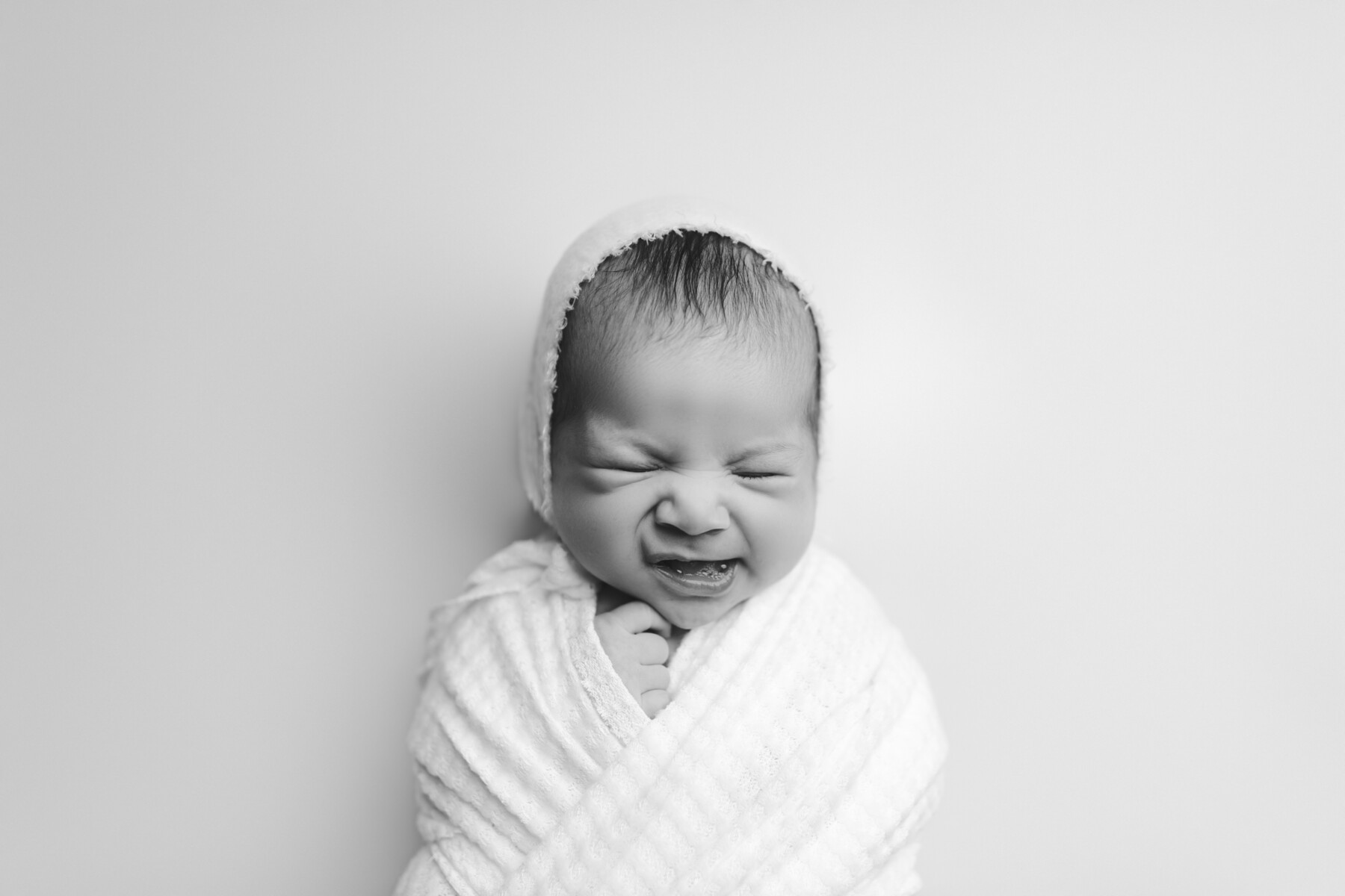 Timeless Newborn Session with Evie Lynn Photography